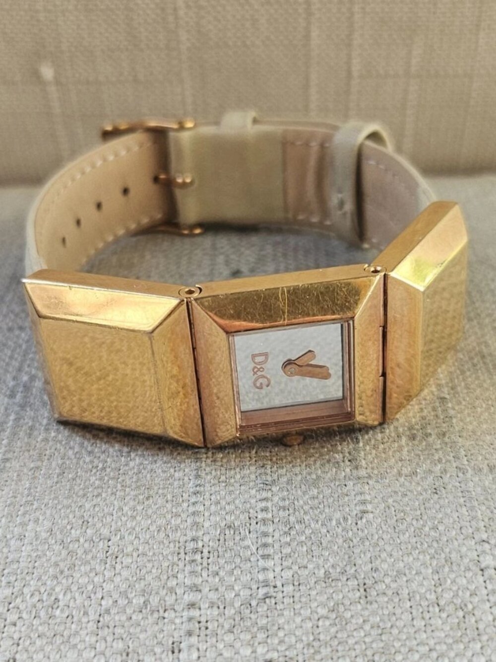 Dolce & Gabbana Women Wristwatch Analog Quartz MOP Face Watch Read desc - Picture 6 of 11